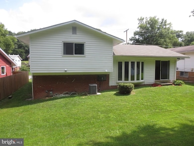 6842 Nashville Rd, Lanham, MD 20706 - photo 3