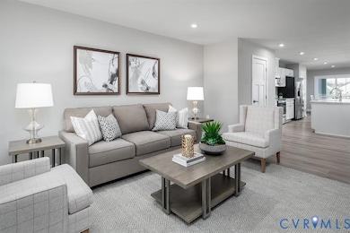 538 Old Lime Place, Sandston, VA 23150 - photo 3