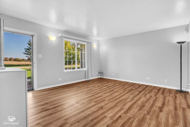 1603 Rickey Dr, Joliet, IL 60433 - photo 4