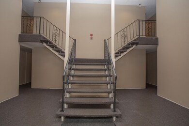 79 Fountain Ln unit 8, South Weymouth, MA 02190 - photo 3