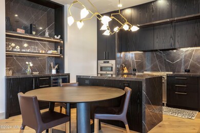 kitchen bar web