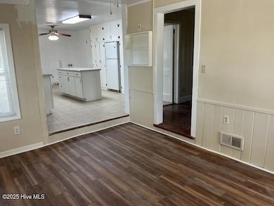 4926 Pinevilla St, Grifton, NC 28530 - photo 3