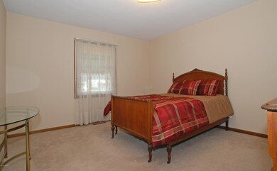 bed1.jpg