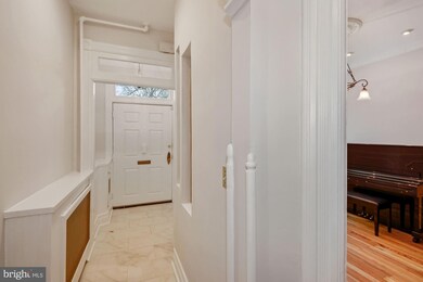 135 N Carolina Ave SE, Washington, DC 20003 - photo 5