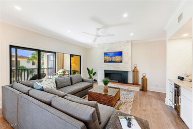 Interlachen unit 242, Naples, FL 34108 - photo 3