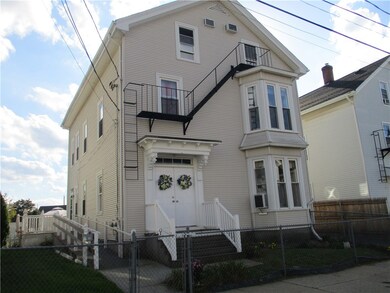 19 Gooding St, Pawtucket, RI 02860 - photo 2