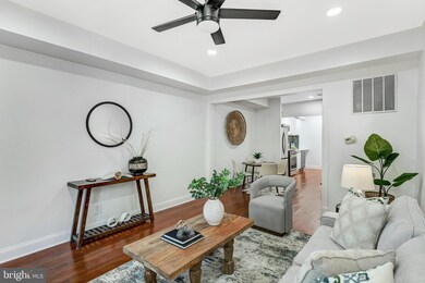 1113 Holbrook Terrace NE, Washington, DC 20002 - photo 4