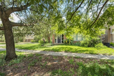 1901 Elmen St, Houston, TX 77019 - photo 4