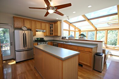 4 Ferncliff Ave, Saugus, MA 01906 - photo 4