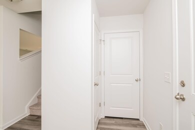 245Bellflower_07