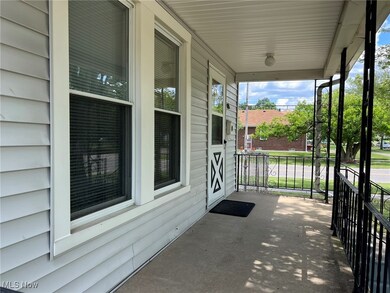 1693 E 33rd St, Lorain, OH 44055 - photo 2