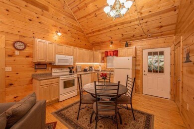 eat in kitchen