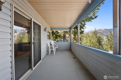 985 Guffy Rd, Chelan, WA 98816 - photo 7