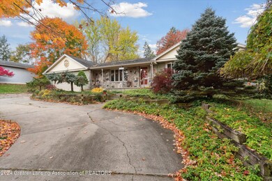 06-2125-Clearview-Ave-Lansing-MI-48917-W