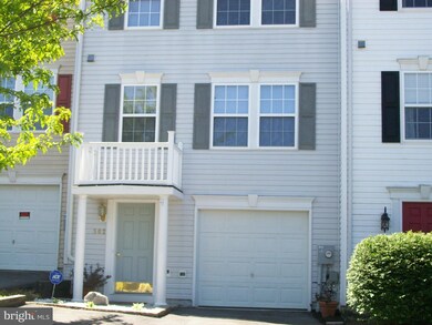 502 Hupps Hill Ct, Strasburg, VA 22657 - photo 2