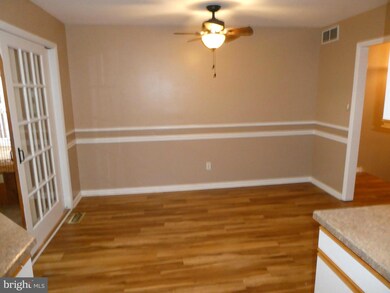 1314 Memory Ln, Hammonton, NJ 08037 - photo 5