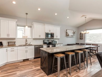 2041 Eagle Ridge Loop unit 11, Elko, NV 89801 - photo 3