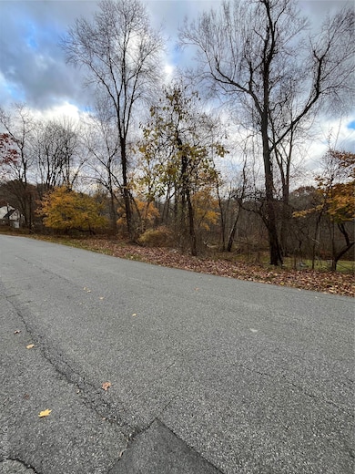 14-16 Glenna Dr, Carmel Hamlet, NY 10512 - photo 5