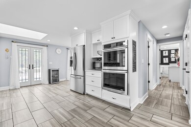 547 Laurel St, East Haven, CT 06512 - photo 6