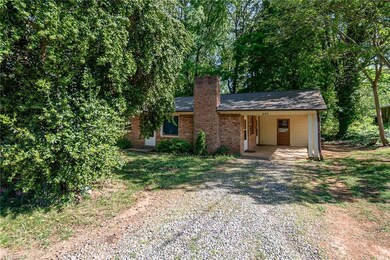 516 Hartness Rd, Statesville, NC 28677 - photo 2