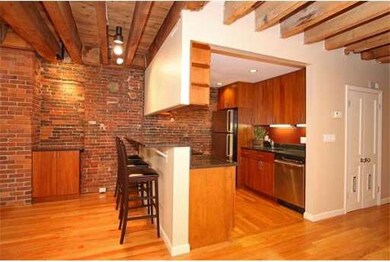 122-124 Fulton St unit 1, Boston, MA 02109 - photo 6