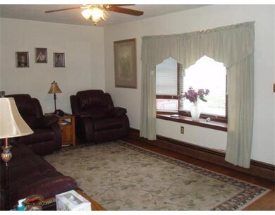 6 Bradley Ct, Fall River, MA 02720 - photo 2