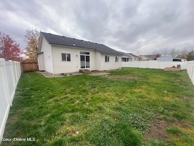 2517 W Timberlake Loop, Coeur D Alene, ID 83815 - photo 3