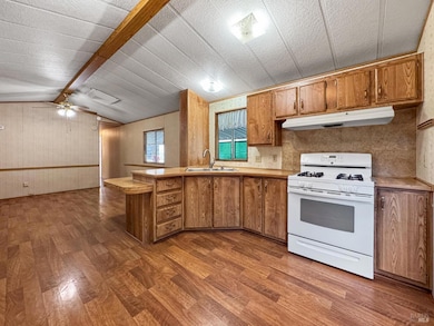 700 E Gobbi St unit 37, Ukiah, CA 95482 - photo 5