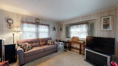 1007-Sabattus-St-2-Lewiston-ME-04240-122
