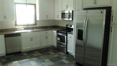 2100 Chemin Rd, Petersburg, VA 23805 - photo 2