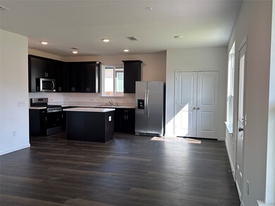 25848 Hedgerow Dr, Magnolia, TX 77355 - photo 3