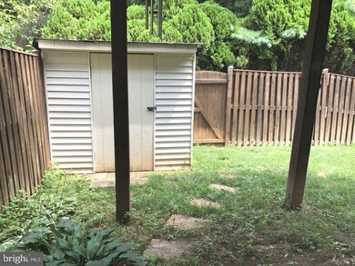 7579 Kimberton Ct, Manassas, VA 20111 - photo 4