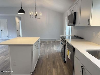 136 Iroquois Rd, Shohola, PA 18458 - photo 6