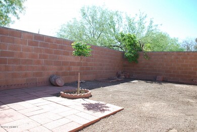 315 E Roger Rd, Tucson, AZ 85705 - photo 3