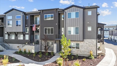 Darling, quiet community with well taken care of grounds