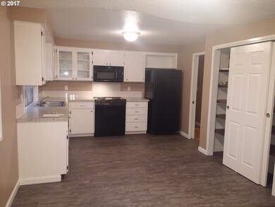 6413 NE 52nd St, Vancouver, WA 98661 - photo 5