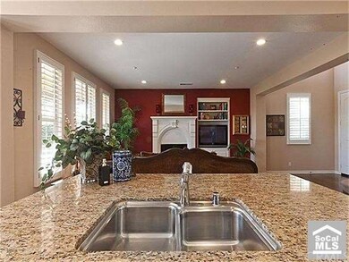 Open Entertainers Kitchen looks onto the Family Ro