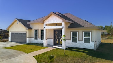 88 Winchester Rd, Eagle Pass, TX 78852 - photo 4