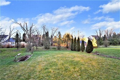 2079 Huntington Ln, Easton, PA 18040 - photo 6