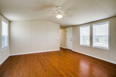 104 Layfield Ln, Rhome, TX 76078 - photo 6