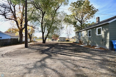 310 Center Ave W, Dilworth, MN 56529 - photo 5