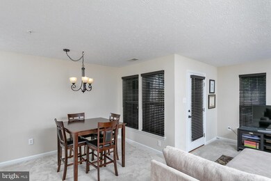 2047 Hunting Ridge Dr, Owings Mills, MD 21117 - photo 3