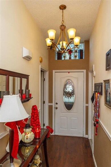 Entrance & Foyer