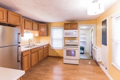 24 Chicopee St, Worcester, MA 01602 - photo 3