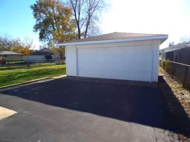 3870 171st St, Country Club Hills, IL 60478 - photo 2