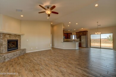 1495 W Saddle Rd, Paulden, AZ 86334 - photo 6