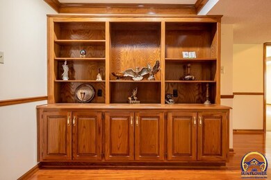 3637 SW Stonybrook Dr, Topeka, KS 66614 - photo 4