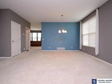 2303 Ridgeview Dr, Papillion, NE 68046 - photo 6