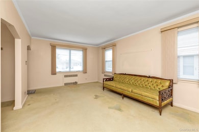 215 Sheridan Blvd, Mineola, NY 11501 - photo 3