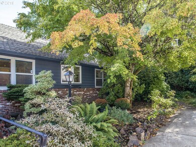 712 NW Spring Ave, Portland, OR 97229 - photo 3